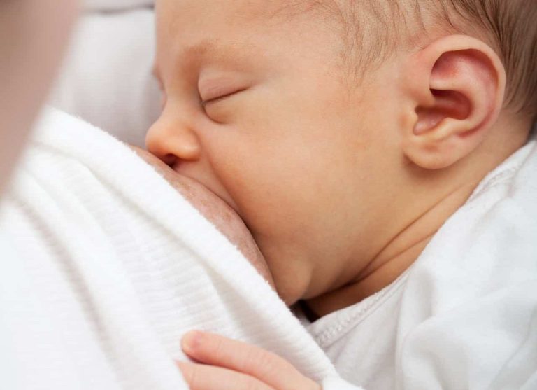 Breastfeeding tips and hacks